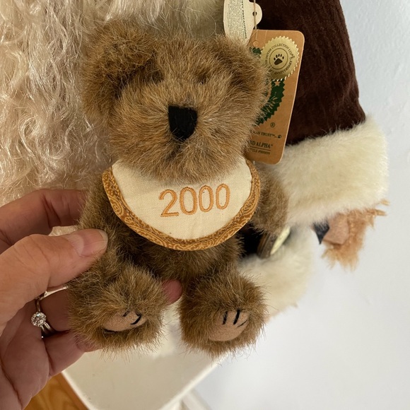 NIB Boyds Mohair Bear Vintage 2000 Omega T Legacy with baby Alpha and timepiece - Picture 3 of 13